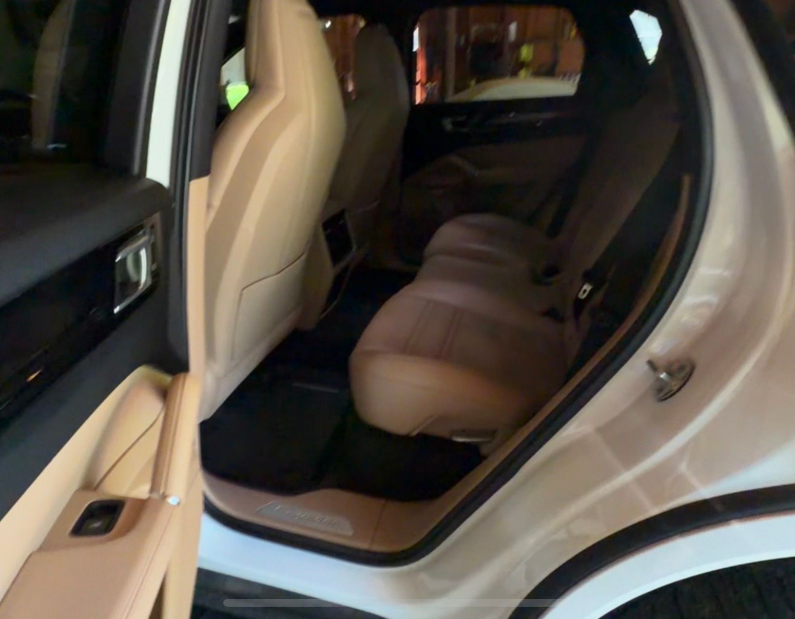 Used 2019 Porsche Cayenne AWD/4WD image 12