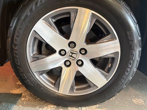 Used 2014 Honda Pilot Touring image 26