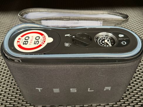 Used 2022 Tesla Model 3 Long Range image 23