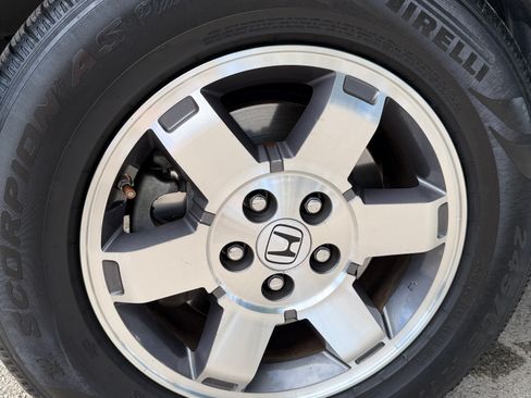 Used 2011 Honda Pilot Touring image 31