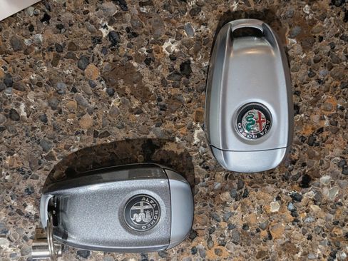 Used 2020 Alfa Romeo Giulia Ti image 20