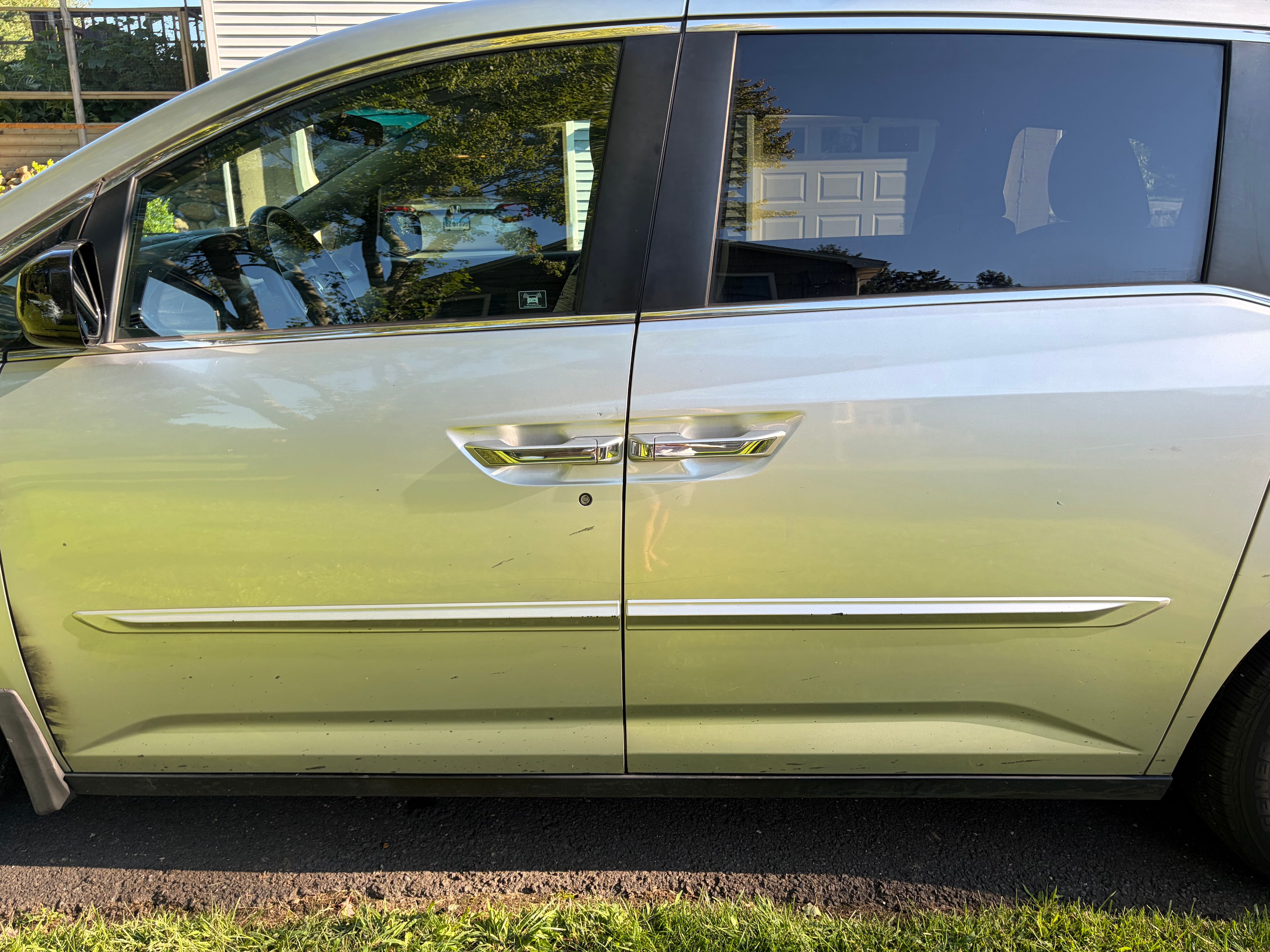 Used 2012 Honda Odyssey EX image 10