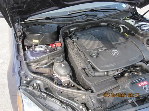 Used 2016 Mercedes-Benz E 350 4MATIC Wagon image 19