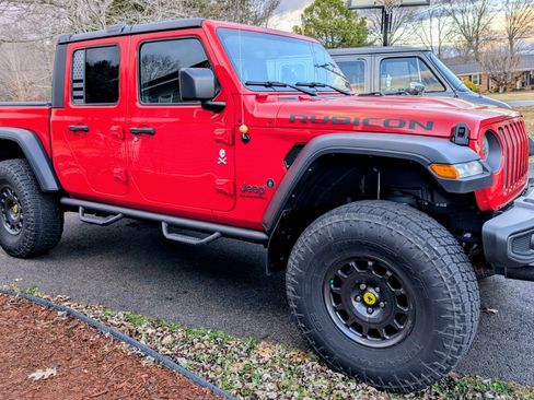Used 2022 Jeep Gladiator Rubicon w/ Trailer Tow Package image 2