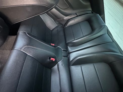 Used 2018 Ford Mustang GT Premium w/ Black Accent Package RWD image 21