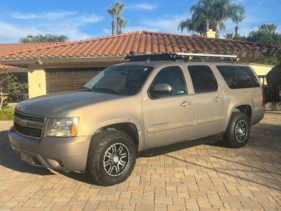 Used 2007 Chevrolet Suburban LT w/ LT Preferred Equipment Group