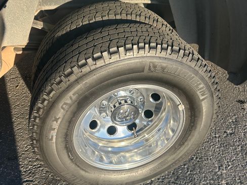 Used 2012 RAM 3500 Laramie w/ Cold Weather Group image 15