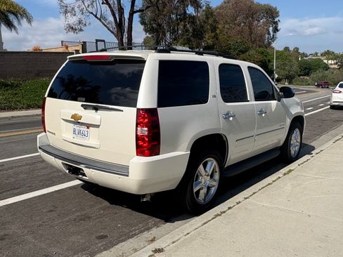 Used 2013 Chevrolet Tahoe LTZ image 4