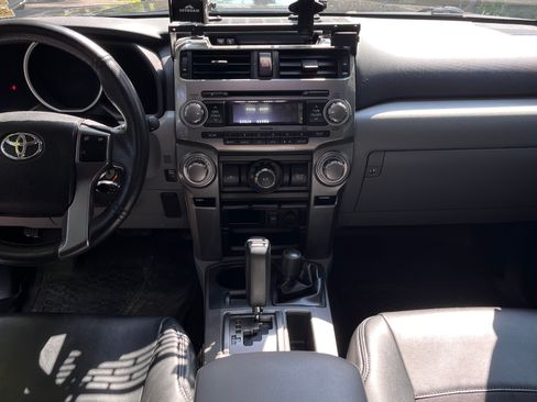 Used 2011 Toyota 4Runner Trail AWD/4WD image 8