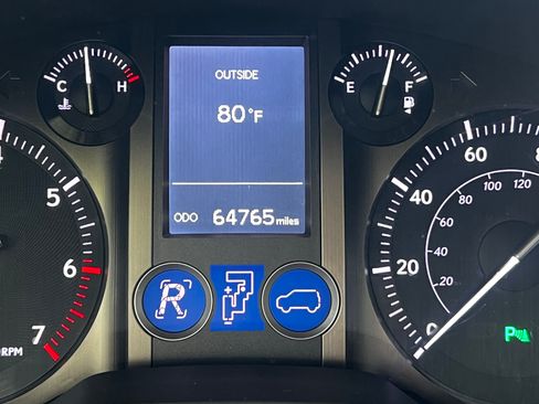 Used 2017 Lexus GX 460 image 12