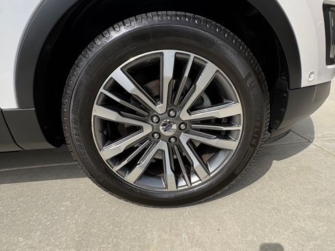 Used 2017 Ford Explorer Platinum AWD/4WD image 27