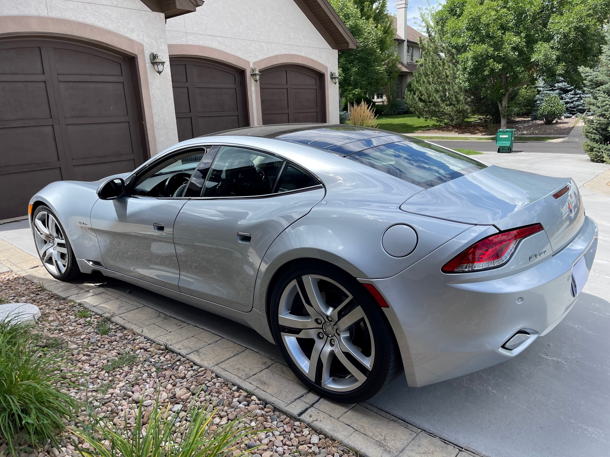Used 2012 Fisker Karma EcoSport RWD image 6