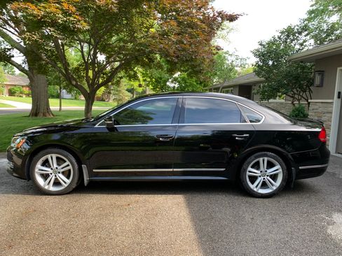 Used 2013 Volkswagen Passat 3.6 SEL Premium FWD image 5