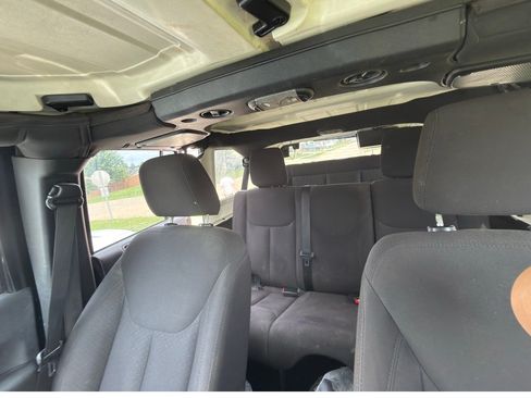 Used 2016 Jeep Wrangler Unlimited Sport w/ Quick Order Package 24S AWD/4WD image 5
