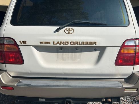Used 2000 Toyota Land Cruiser image 5
