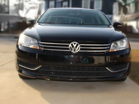Used 2015 Volkswagen Passat 1.8T Wolfsburg Edition image 8