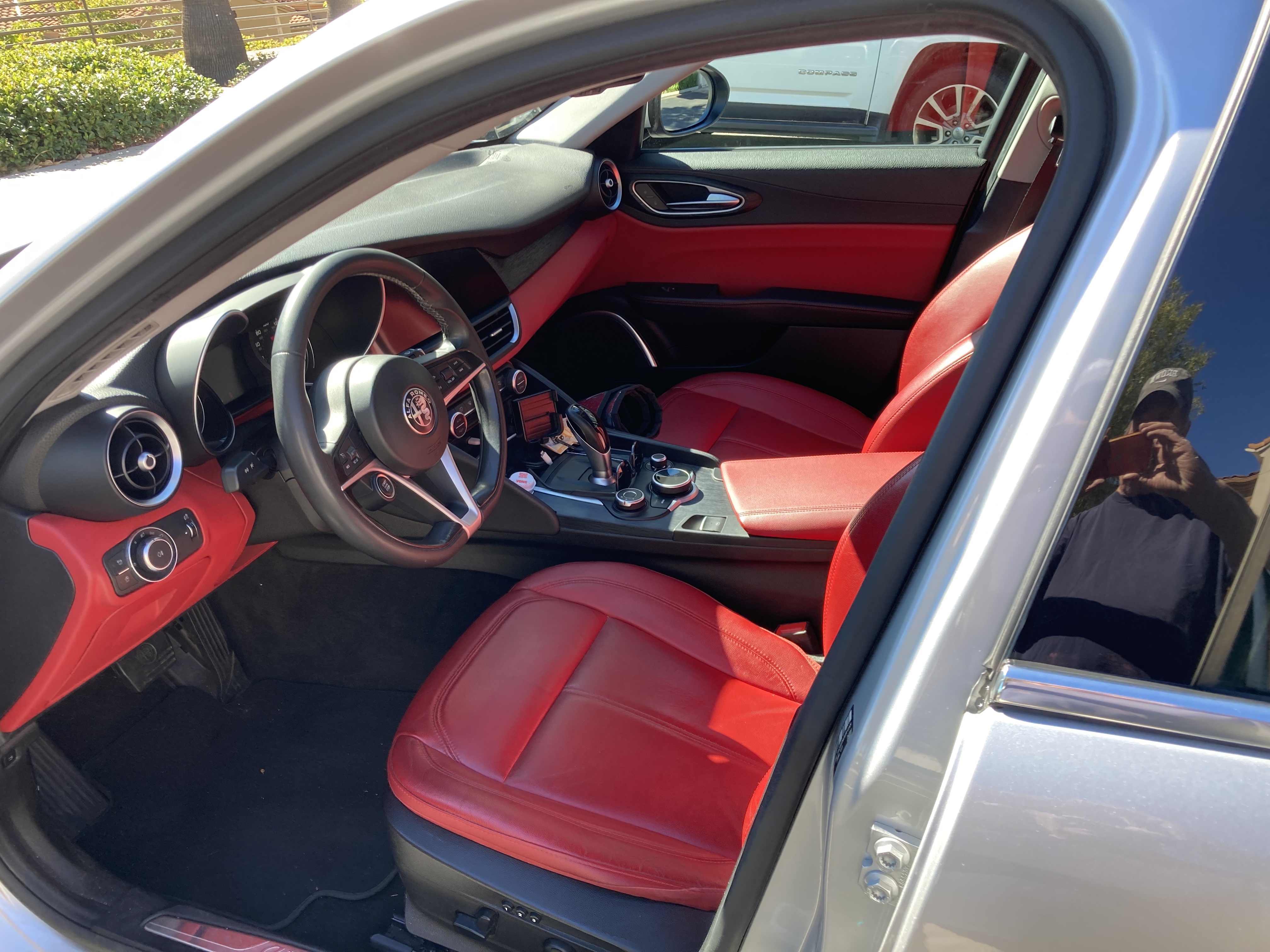 Used 2019 Alfa Romeo Giulia RWD image 4