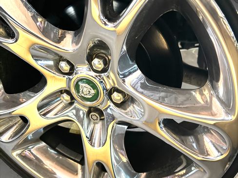 Used 2003 Jaguar XK8 Convertible image 10