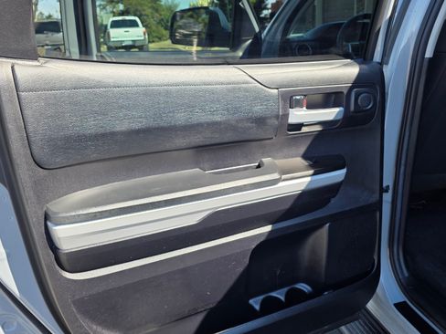 Used 2020 Toyota Tundra SR5 image 10