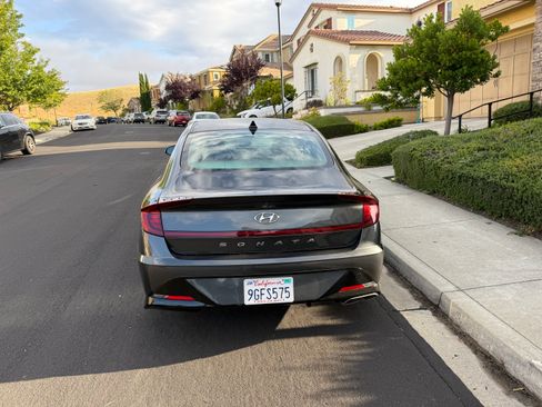 Used 2021 Hyundai Sonata SEL FWD image 4