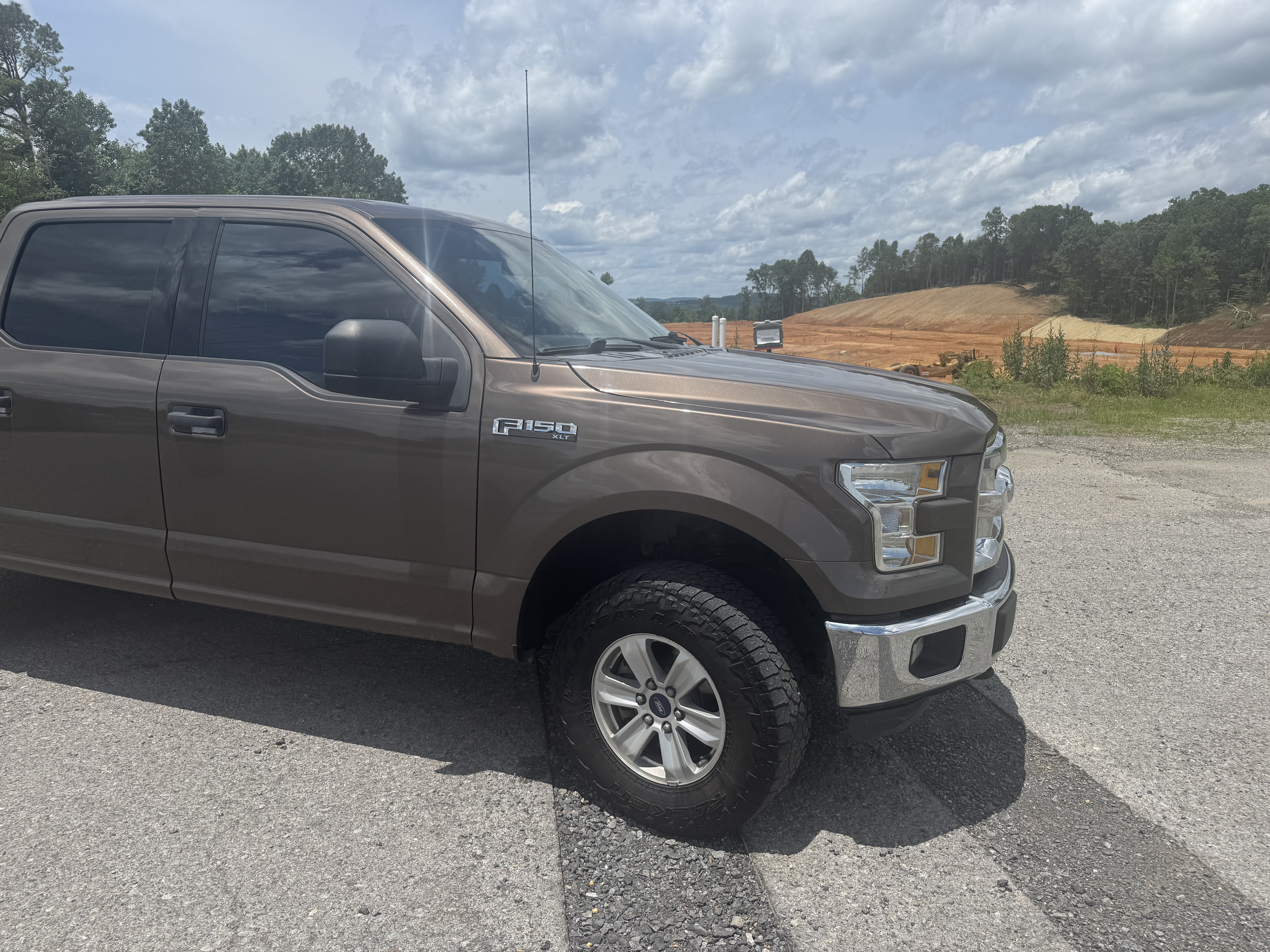 Used 2016 Ford F150 XLT AWD/4WD image 11