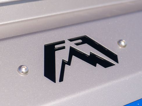 Used 2015 Jeep Wrangler Unlimited Rubicon w/ Connectivity Group image 14