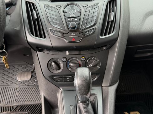 Used 2014 Ford Focus S image 12
