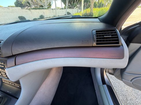 Used 2005 BMW 330Ci Convertible image 21