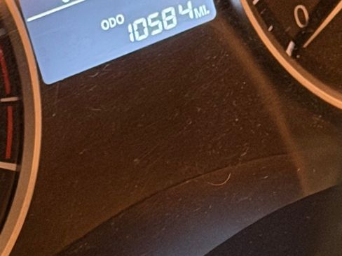 Used 2021 Nissan Versa S image 10