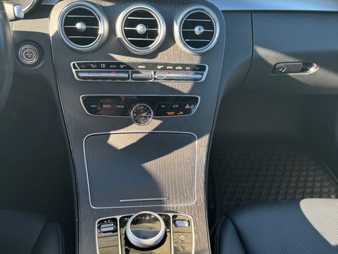 Used 2021 Mercedes-Benz C 300 4MATIC Sedan image 8