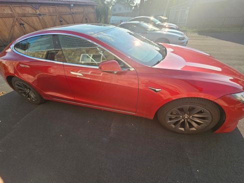 Used 2017 Tesla Model S 100D image 9