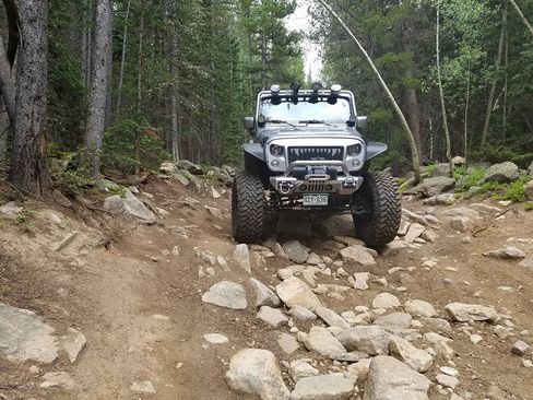 Used 2013 Jeep Wrangler Unlimited Rubicon w/ Connectivity Group image 2