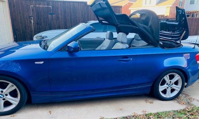Used 2010 BMW 128i Convertible RWD image 18