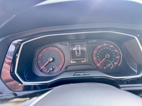 Used 2019 Volkswagen Jetta SE image 4