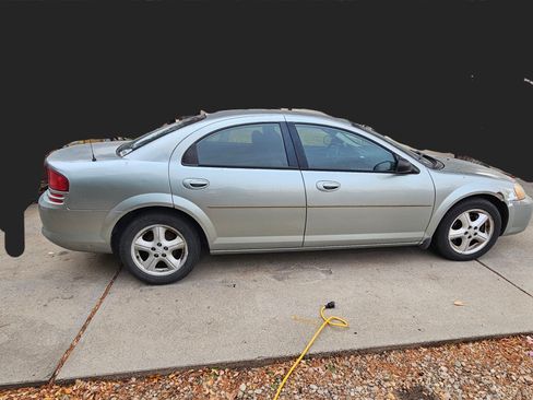Used 2006 Dodge Stratus SXT image 8
