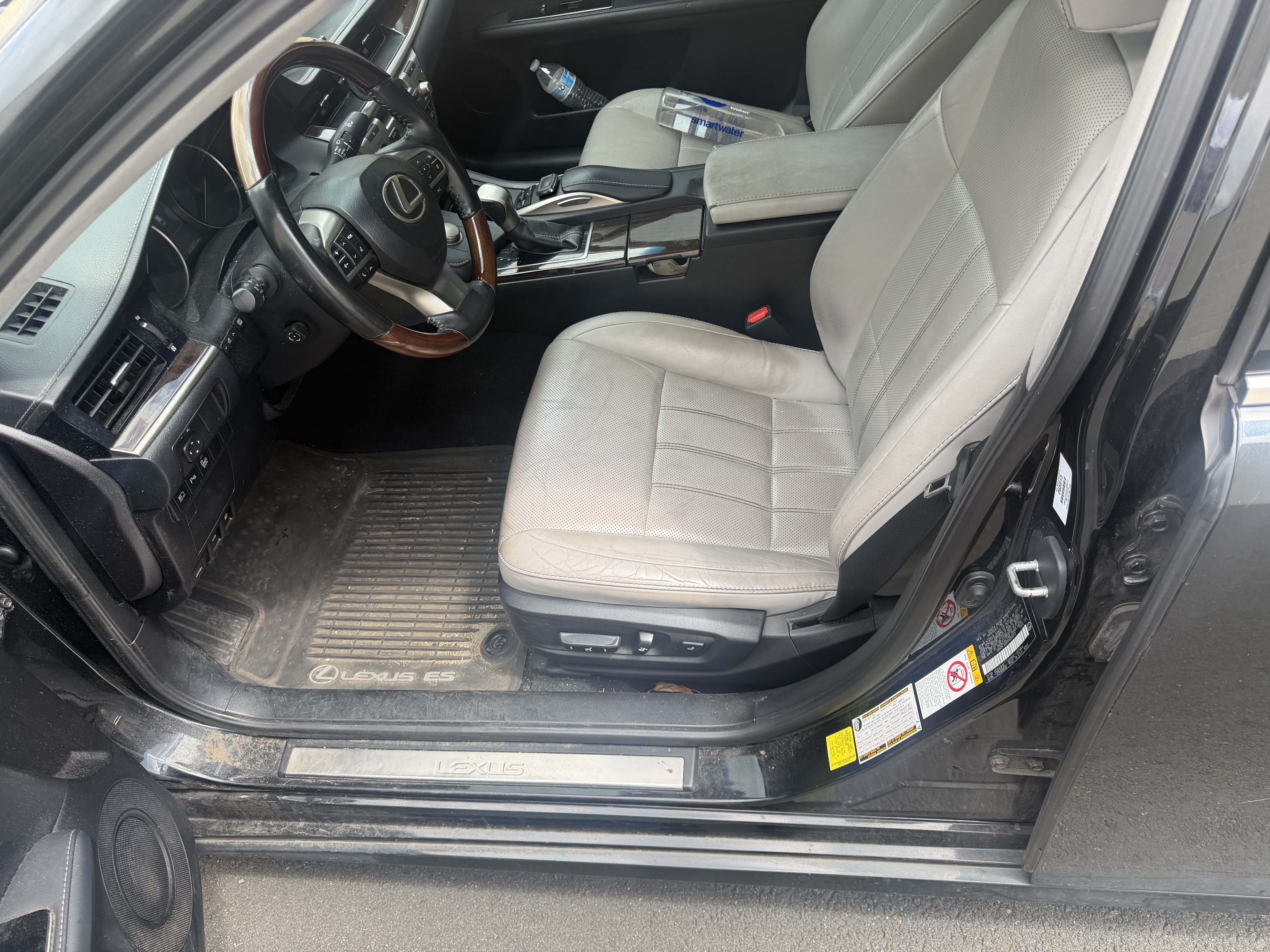 Used 2017 Lexus ES 350 w/ Luxury Package FWD image 16