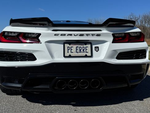 Used 2024 Chevrolet Corvette Z06 image 11