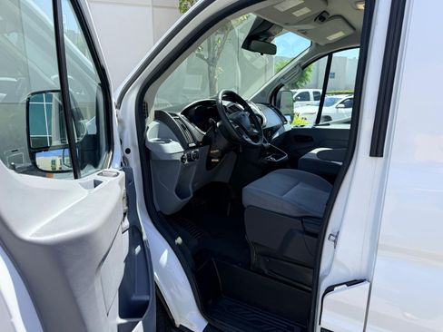 Used 2019 Ford Transit 350 XLT RWD image 11