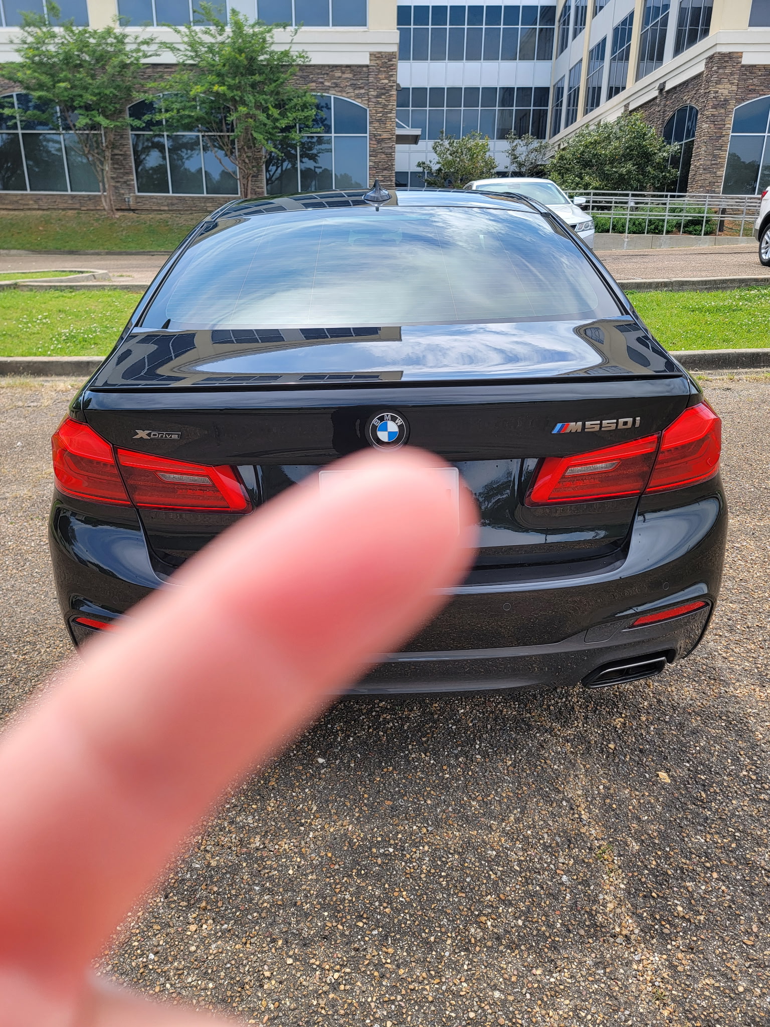 Used 2018 BMW M550i xDrive AWD/4WD image 6