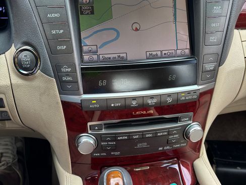 Used 2012 Lexus LS 460 w/ Luxury Value Edition image 16