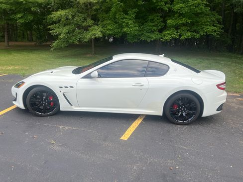 Used 2016 Maserati GranTurismo MC Centennial image 1