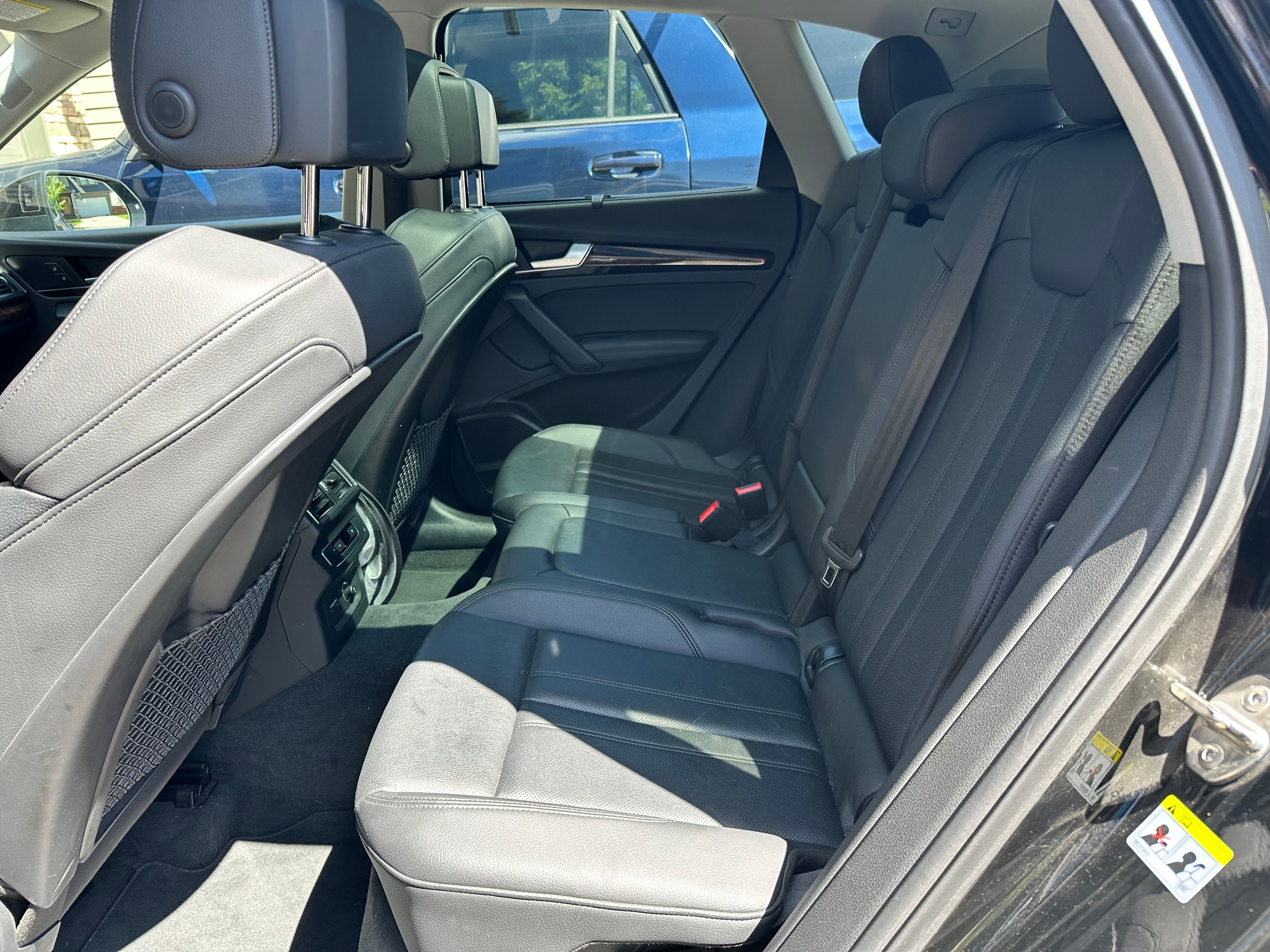 Used 2019 Audi Q5 2.0T Premium Plus w/ Premium Plus Package AWD/4WD image 8