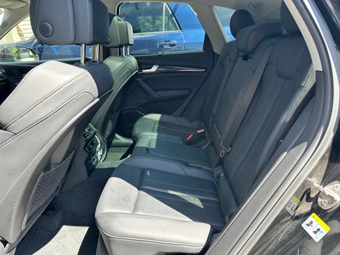 Used 2019 Audi Q5 2.0T Premium Plus w/ Premium Plus Package AWD/4WD image 8