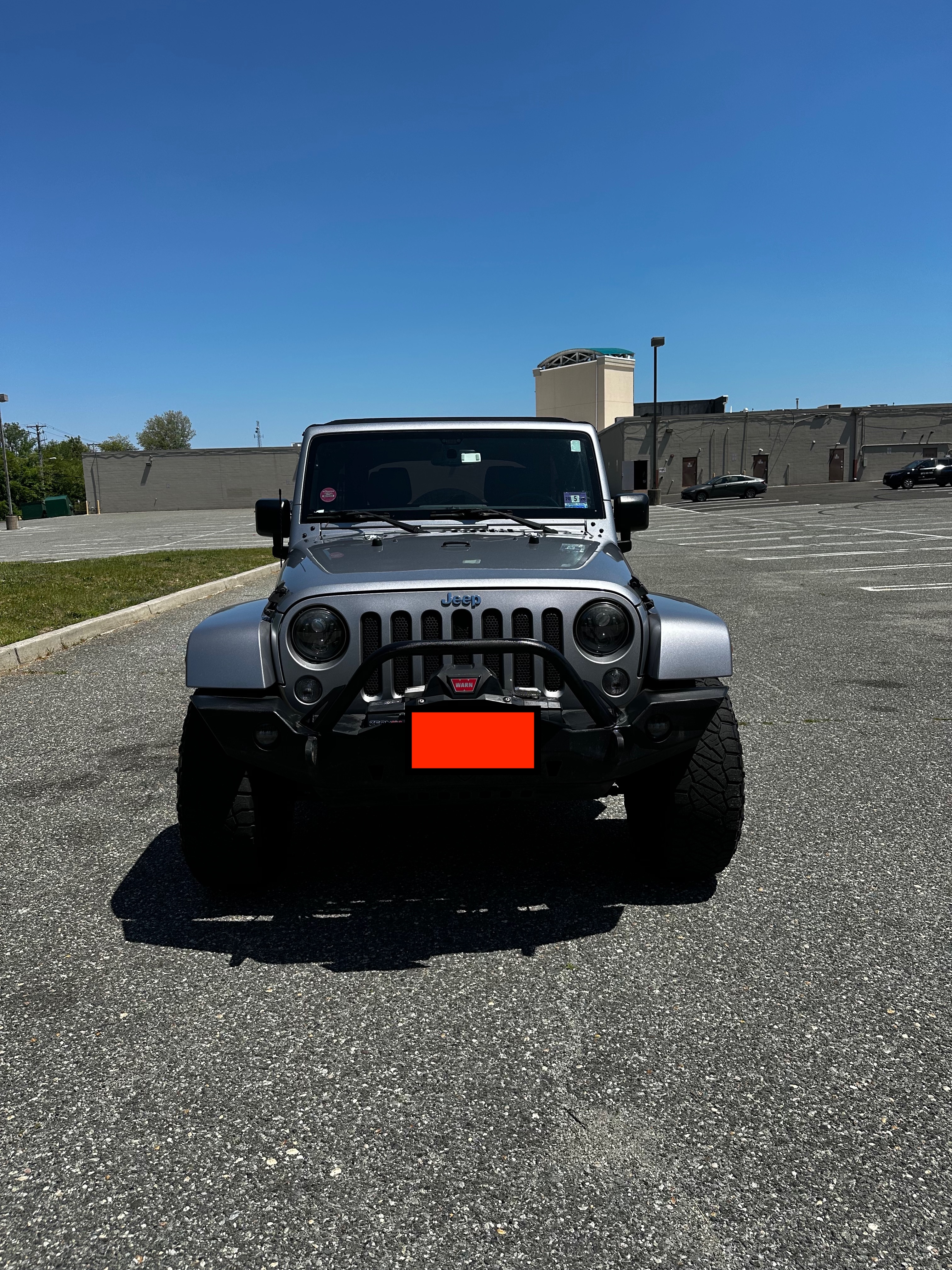 Used 2015 Jeep Wrangler Unlimited Sahara w/ Dual Top Group AWD/4WD image 8