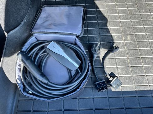 Used 2018 Tesla Model S 75D image 11