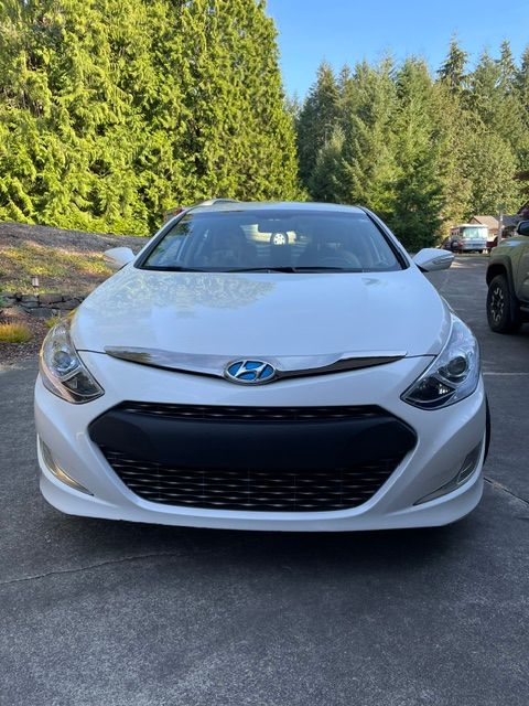 Used 2013 Hyundai Sonata Limited FWD image 1