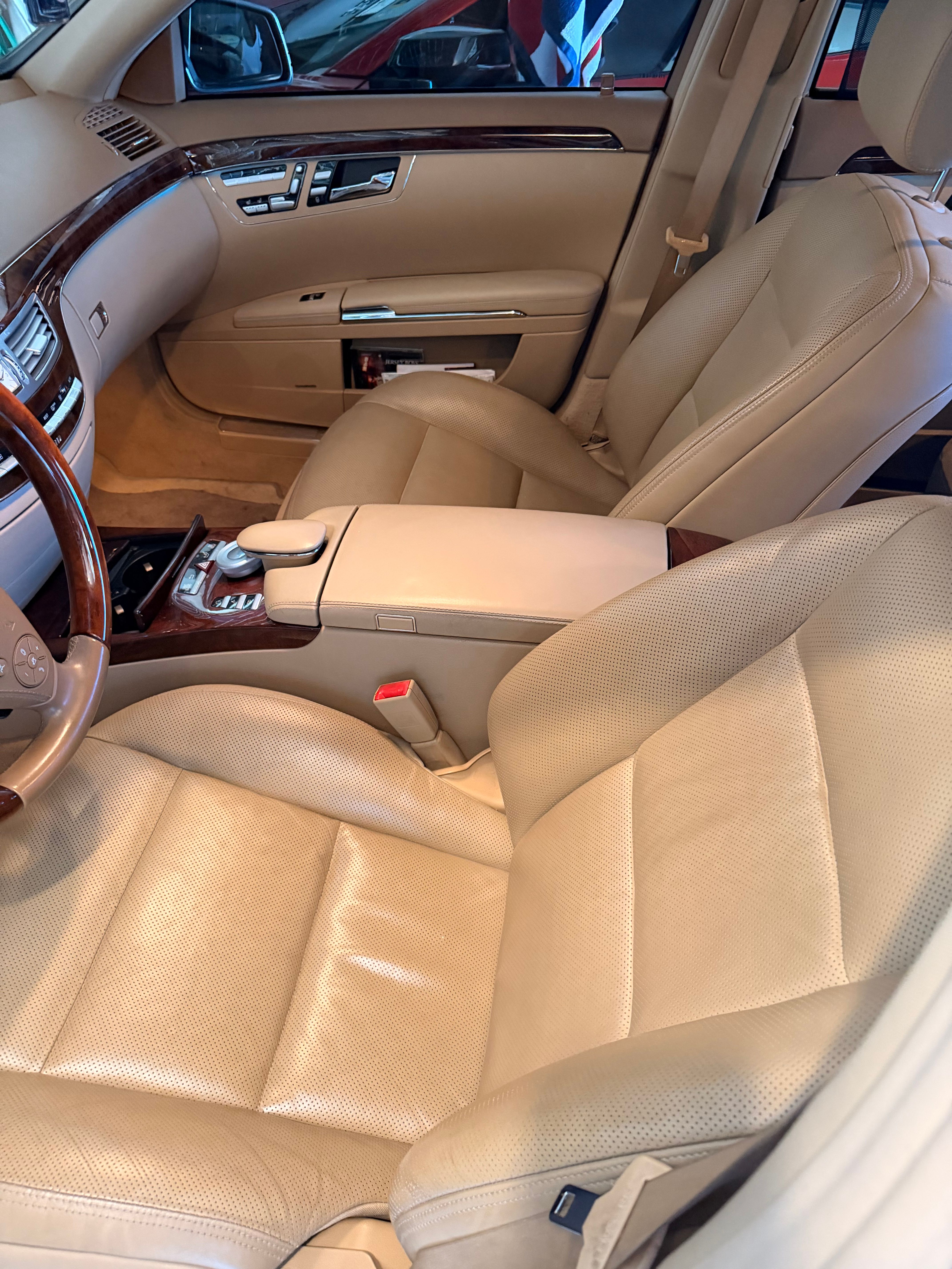 Used 2010 Mercedes-Benz S 400 image 9