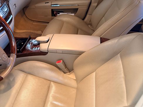 Used 2010 Mercedes-Benz S 400 image 9