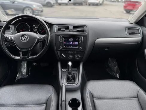 Used 2016 Volkswagen Jetta SEL w/ Lighting Package image 8