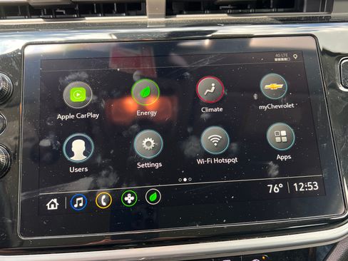 Used 2023 Chevrolet Bolt EUV LT w/ Convenience Package image 13